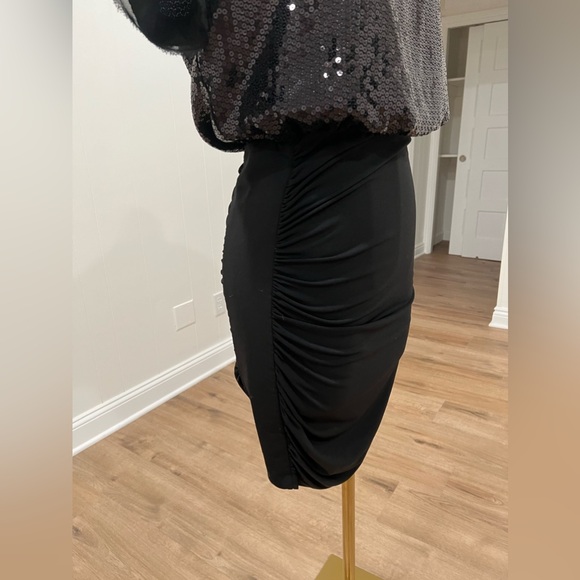 BCBG Generation Asymmetric Sequin Cocktail Dress Size Small - Picture 4 of 15